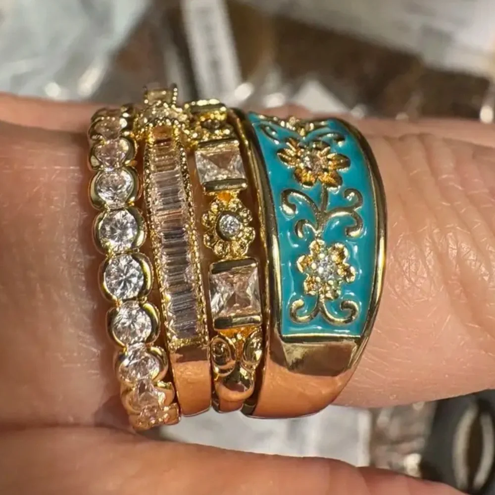 Retro Copper Hand Carved Texture Palace Turquiose Gold Ring Set - SIZE 6